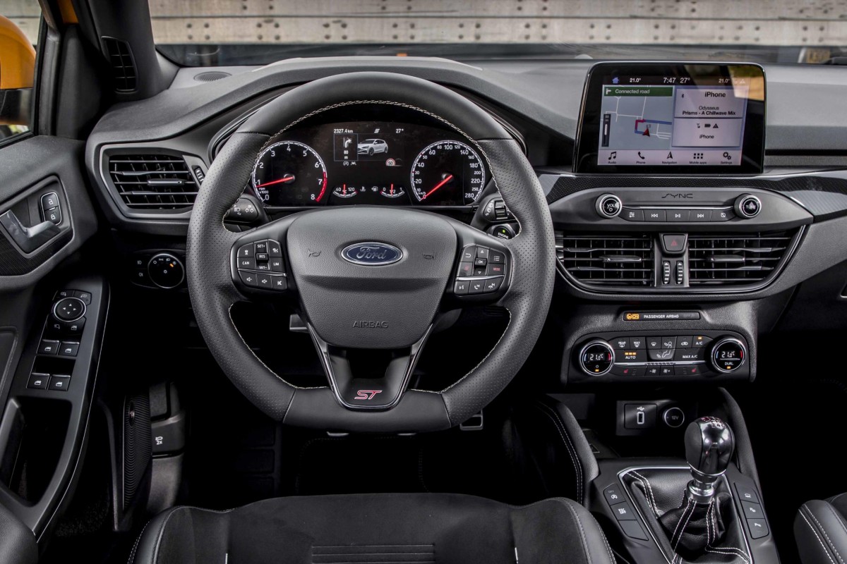 Ford Focus ST Interior | CarMoney.co.uk