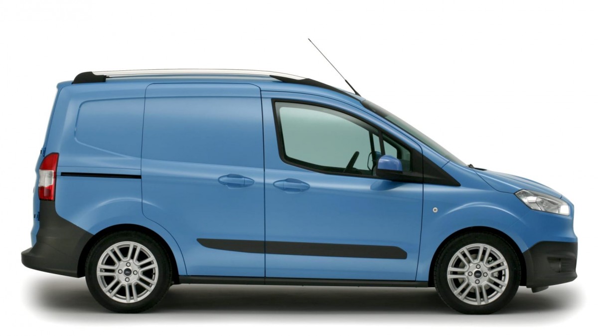 Ford Transit Courier | CarMoney.co.uk