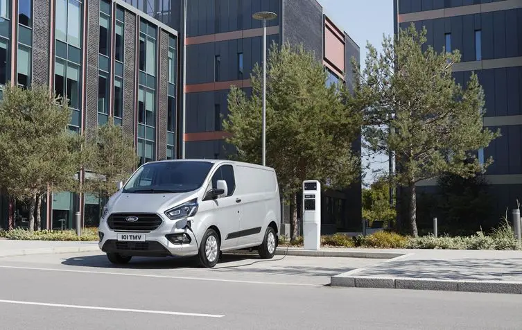 Ford Transit Custom Plug-in Hybrid News