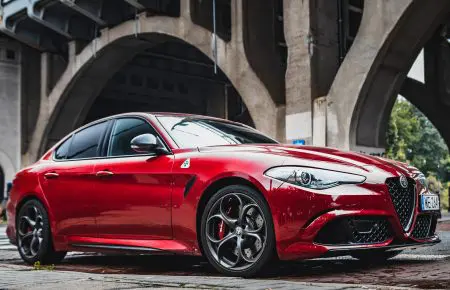 Alfa Romeo Giulia Quadrifoglio Verde | CarMoney.co.uk