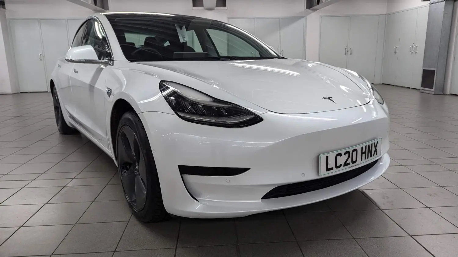 Tesla Model 3 | CarMoney.co.uk